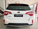 Kia Sorento 2.4 GAT Deluxe 2019 - Bán xe Kia Sorento năm sản xuất 2019, màu trắng, nhập khẩu