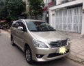 Toyota Innova 2.0 E 2012 - Cần bán gấp Toyota Innova 2012, xe gia đình sử dụng còn zin