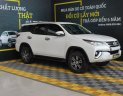 Toyota Fortuner 2017 - Cần bán Toyota Fortuner V 2.7AT sản xuất 2017, màu trắng, nhập khẩu