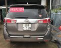 Toyota Innova E 2.0MT 2018 - Bán ô tô Toyota Innova E 2.0MT sản xuất 2018, màu xám (ghi), giá 705tr