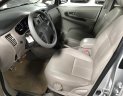 Toyota Innova 2.0E 2016 - Bán Toyota Innova 2.0E màu bạc, số sàn, sản xuất 2016, xe đẹp giữ kỹ