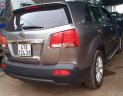 Kia Sorento GAT 2.4L 4WD 2010 - Bán Kia Sorento GAT 2.4L 4WD đời 2010, màu xám, xe nhập số tự động