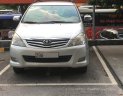 Toyota Innova G 2011 - Bán Toyota Innova G mầu bạc, gia đình sử dụng, nguyên bản, đẹp xuất sắc