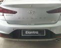 Hyundai Elantra 2019 - Bán xe Hyundai Elantra đời 2019, màu bạc