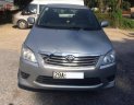 Toyota Innova 2.0E 2013 - Cần bán lại xe Toyota Innova 2.0E 2013, màu bạc  