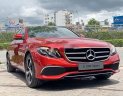 Mercedes-Benz E class 2019 - Bán xe Mercedes E200 AMG đời 2019 giá tốt
