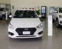 Hyundai Accent MT 2019 - Bán xe Hyundai Accent đăng ký 2019, màu trắng, nhập khẩu. Giá chỉ 428 triệu đồng