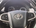 Toyota Innova 2017 - Bán ô tô Toyota Innova sản xuất năm 2017, màu bạc, xe nhập 