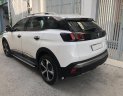 Peugeot 3008 2018 - Cần bán xe Peugeot 3008 sản xuất 2018 màu trắng
