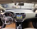 Kia Rio 2016 - Cần bán xe Kia Rio Sedan, số tự động 2016, màu nâu, xe nhập