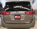 Toyota Innova 2016 - Bán Innova 2.0E 2016 (mẫu mới), máy xăng số sàn, màu đồng, giảm liền tay 40tr cho khách thiện chí xem xe