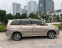 Toyota Innova E 2013 - Chính chủ bán Toyota Innova E đời 2013, màu vàng cát
