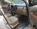 Toyota Innova 2010 - Bán Toyota Innova 2010, màu bạc  