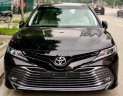 Toyota Camry 2.0G 2019 - Cần bán xe Toyota Camry 2.0G sản xuất 2019, màu đen, xe nhập