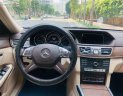 Mercedes-Benz E class 2015 - Cần bán lại xe Mercedes E200 đời 2015, màu kem