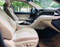 Toyota Camry 2.0G 2019 - Cần bán xe Toyota Camry 2.0G sản xuất 2019, màu đen, xe nhập