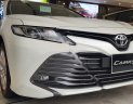 Toyota Camry 2019 - Bán Toyota Camry sản xuất năm 2019, màu trắng, xe nhập