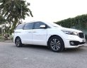 Kia Sedona 2017 - Cần bán lại xe Kia Sedona năm sản xuất 2017 xăng 3.3, màu trắng