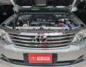 Toyota Fortuner 2.5G 2016 - Bán Toyota Fortuner 2.5G 2016, màu bạc số sàn, 865 triệu