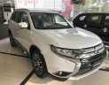 Mitsubishi Outlander 2019 - Bán xe Mitsubishi Outlander đời 2019, màu trắng, 908tr