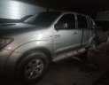 Toyota Hilux  3.0  2011 - Bán Toyota Hilux 3.0 đời 2011, màu bạc