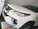 Toyota Fortuner 2018 - Bán Toyota Fortuner năm sản xuất 2018, màu trắng