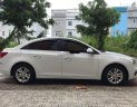 Chevrolet Cruze   LT  2016 - Cần bán gấp Chevrolet Cruze LT đời 2016, màu trắng số sàn, 395 triệu