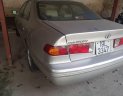 Toyota Camry 2001 - Bán Toyota Camry đời 2001, màu bạc xe nguyên bản