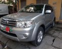 Toyota Fortuner 2010 - Bán xe Toyota Fortuner sản xuất năm 2010, màu bạc như mới