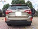 Kia Sorento DATH 2.2L 2WD 2014 - Bán Kia Sorento đời 2014, màu vàng, chính chủ