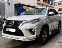 Toyota Fortuner 2.7V 4x2 AT 2017 - Cần bán Toyota Fortuner đời 2017, màu trắng, nhập khẩu  