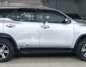 Toyota Fortuner G 2017 - Cần bán lại xe Toyota Fortuner G 2017, màu bạc, nhập khẩu nguyên chiếc số sàn, giá chỉ 980 triệu