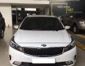 Kia Cerato 2.0 AT 2018 - Bán xe Kia Cerato 2.0 AT năm 2018, màu trắng xe gia đình