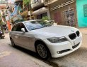 BMW 3 Series 2011 - Bán BMW 320i 2011, màu trắng, xe nhập còn mới, giá 535tr