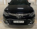 Toyota Camry 2018 - Cần bán lại xe Toyota Camry 2.0E năm 2018, màu đen xe nguyên bản