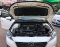 Mazda 3 1.5AT 2017 - Bán Mazda 3 1.5AT đời 2017, màu trắng giá cạnh tranh