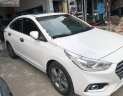 Hyundai Accent 2018 - Cần bán lại xe Hyundai Accent 2018, màu trắng xe nguyên bản