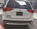 Mitsubishi Outlander 2.0 CVT Premium 2019 - Cần bán Mitsubishi Outlander 2.0 CVT Premium sản xuất 2019, màu trắng