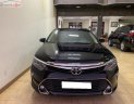 Toyota Camry 2.0E 2017 - Bán ô tô Toyota Camry 2.0E năm 2017, màu đen, số tự động