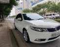 Kia Forte 2011 - Bán Kia Forte AT 2011, màu trắng số tự động, giá chỉ 370 triệu