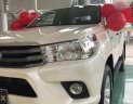 Toyota Hilux   2019 - Bán Toyota Hilux 2.4E 4x2 MT sản xuất năm 2019, màu trắng, nhập khẩu 