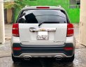 Chevrolet Captiva Revv LTZ 2.4 AT 2016 - Bán xe Chevrolet Captiva Revv LTZ 2.4 AT năm 2016, màu trắng xe gia đình, 610 triệu
