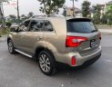 Kia Sorento DATH 2.2L 2WD 2014 - Cần bán Kia Sorento DATH 2.2L 2WD 2014, màu vàng chính chủ