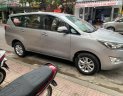 Toyota Innova 2016 - Cần bán xe Toyota Innova 2.0E 2016, màu bạc chính chủ, giá tốt