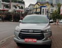 Toyota Innova 2.0E 2016 - Cần bán Toyota Innova 2.0E đời 2016, màu xám, 583tr