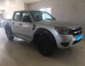 Ford Ranger 2011 - Cần bán Ford Ranger sản xuất 2011, màu bạc số sàn, giá chỉ 300 triệu