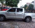 Toyota Hilux    2012 - Cần bán lại xe Toyota Hilux sản xuất 2012, màu bạc