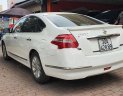 Nissan Teana 2010 - Cần bán gấp Nissan Teana sản xuất năm 2010, màu trắng, 415 triệu