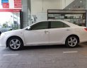 Toyota Camry  2.5Q  2014 - Bán Toyota Camry 2.5Q sản xuất năm 2014, màu trắng xe gia đình, giá 780tr