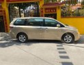 Toyota Sienna 2011 - Cần bán xe Toyota Sienna đời 2011, màu vàng ít sử dụng